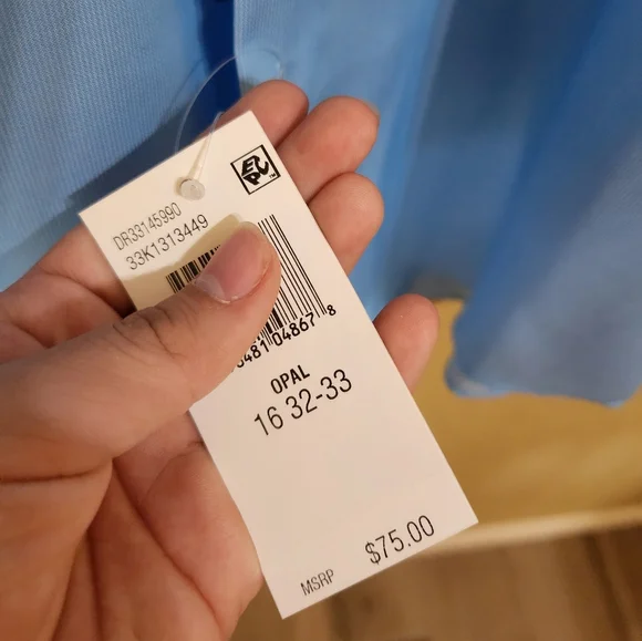 Button down - Picture 4 of 4